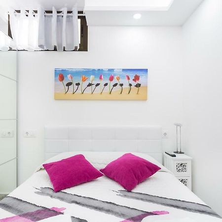 241 Quiet Bungalow With Terrace And Barbecue プラヤ・デ・ラス・アメリカス エクステリア 写真